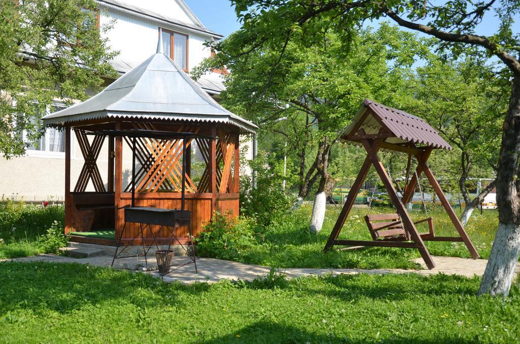 Apartamento Rosinka Yaremche Exterior foto