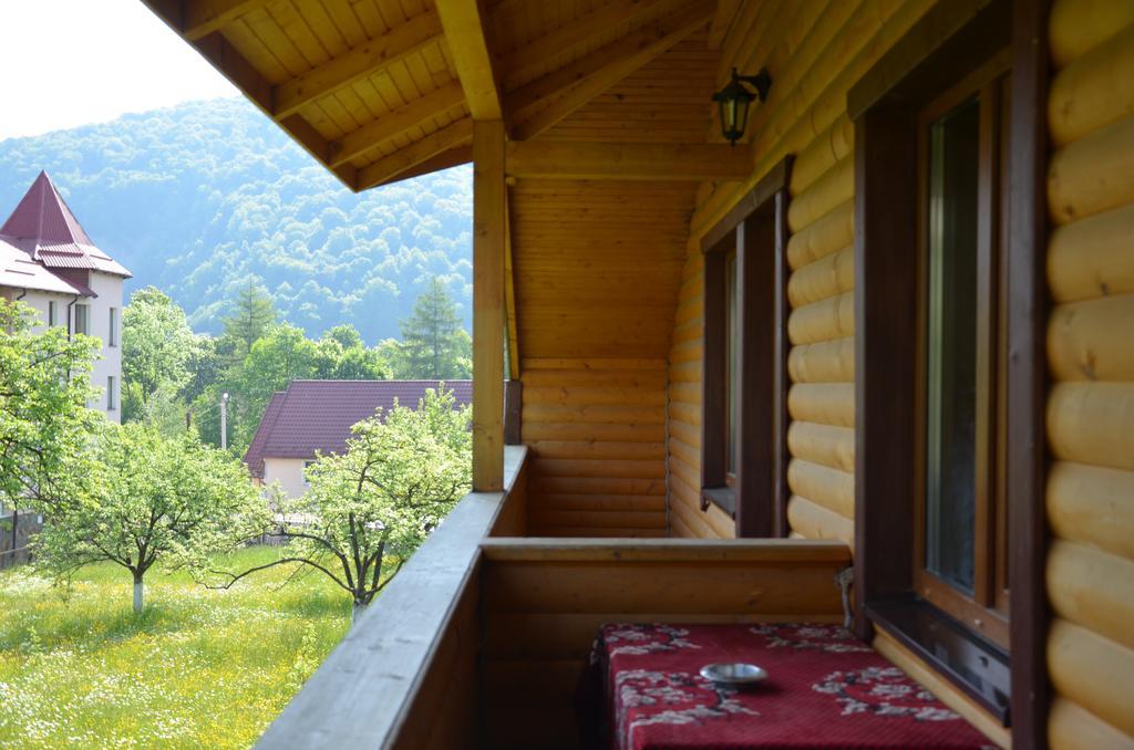 Apartamento Rosinka Yaremche Exterior foto